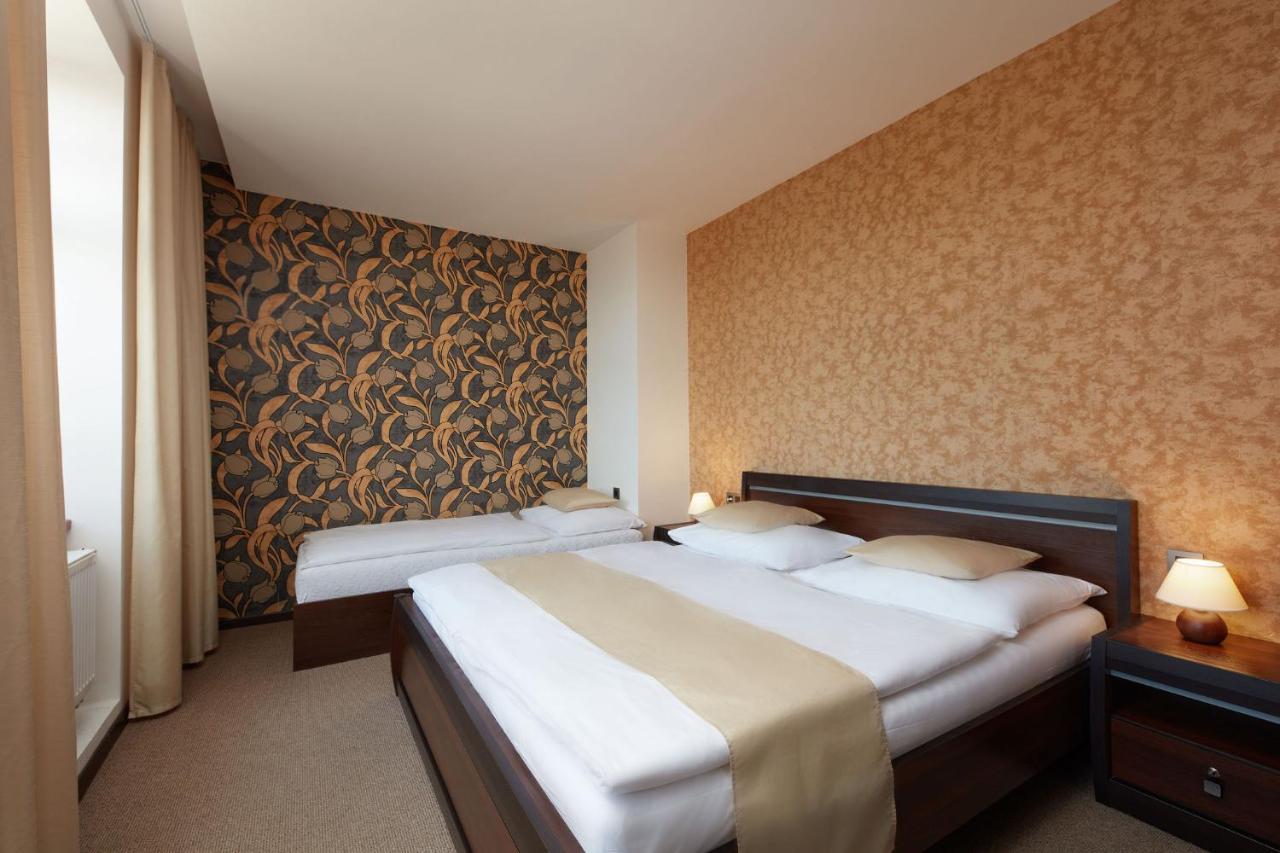 Hotel Slunny Dvur Jeseník Kültér fotó