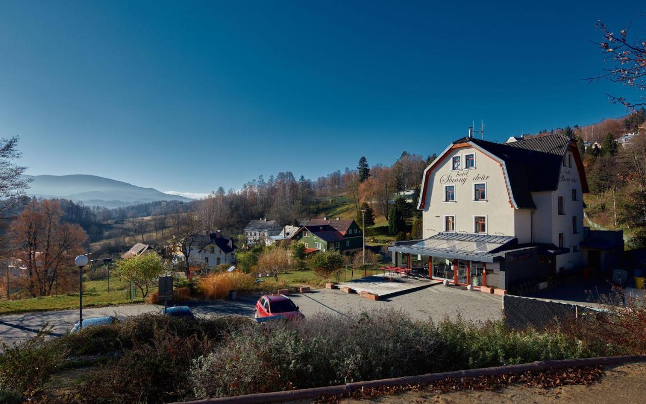 Hotel Slunny Dvur Jeseník Kültér fotó