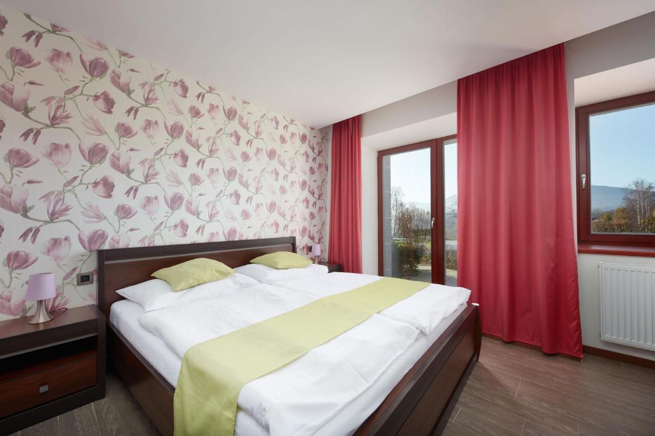 Hotel Slunny Dvur Jeseník Kültér fotó