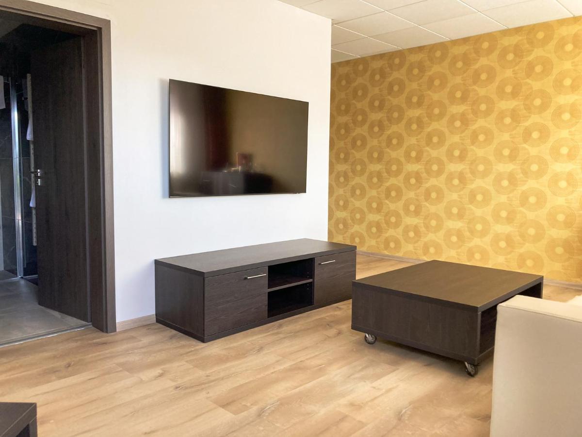 Hotel Slunny Dvur Jeseník Kültér fotó