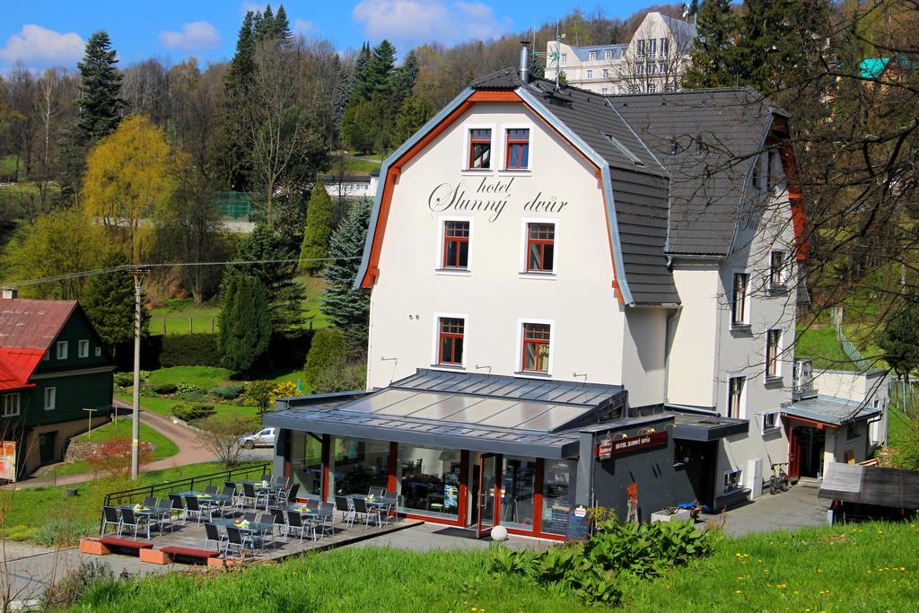 Hotel Slunny Dvur Jeseník Kültér fotó